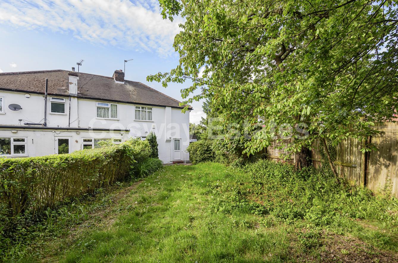 Riverdene, Edgware